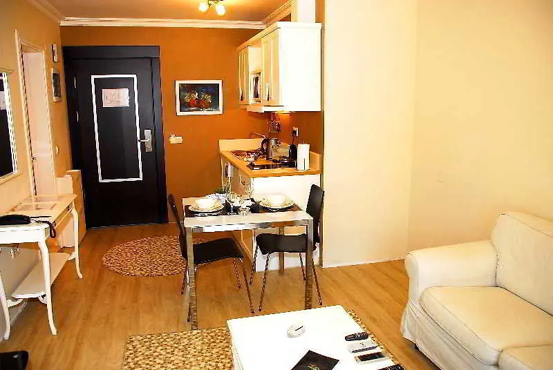 La Palace Suites Sisli Istanbul 3*,