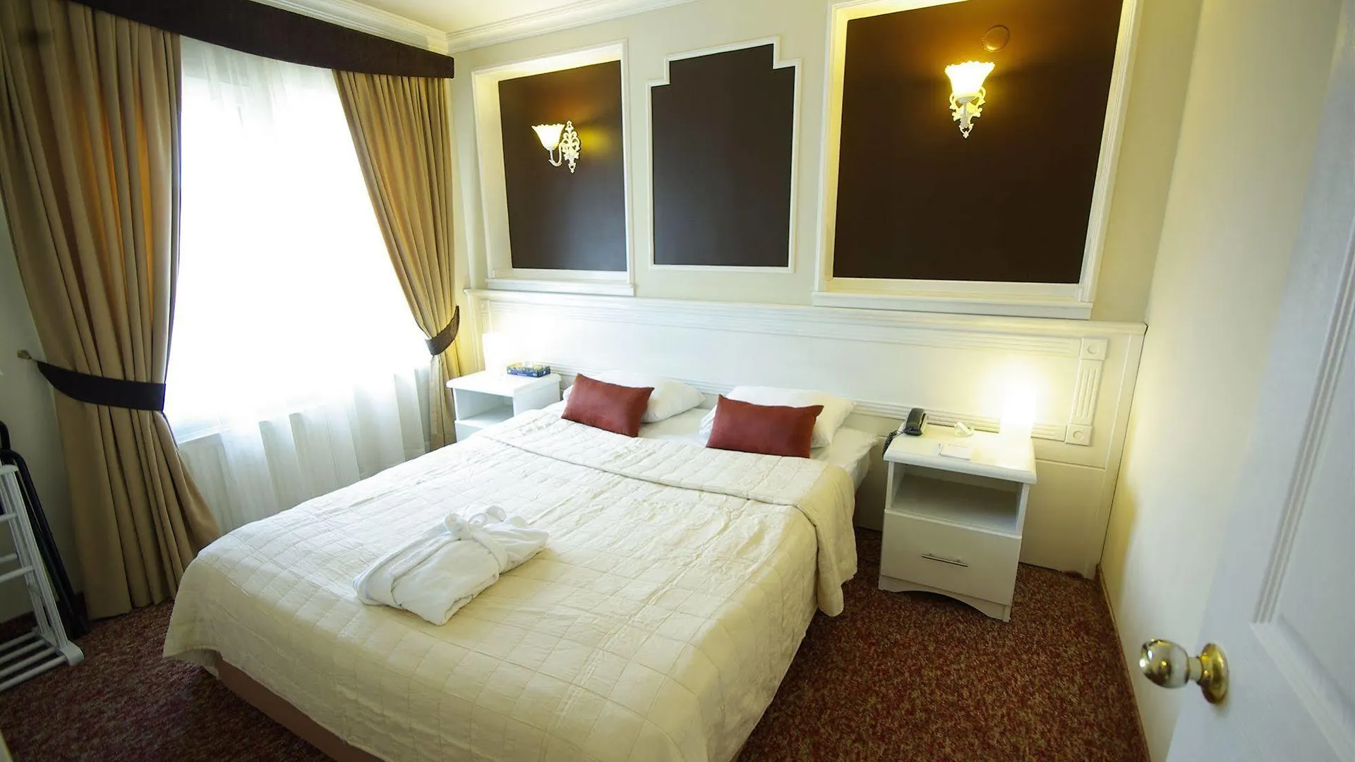 La Palace Suites Sisli Istanbul Aparthotel